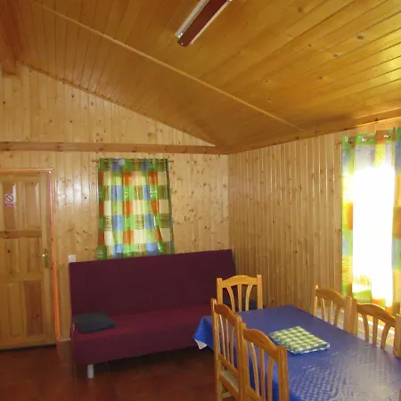 Camping-bungalows Ciudad De *
